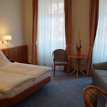 Hotel Goldener Loewe ヴァルトハイム 部屋 写真